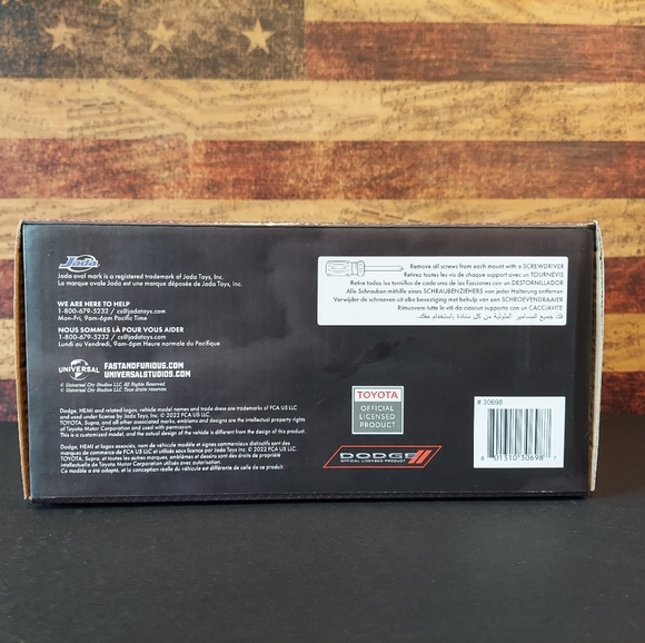 DODGE CHARGER R/T DIECAST KIT - Picture 7 of 7